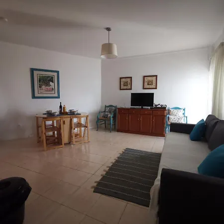 Vau And Moutain Portimão